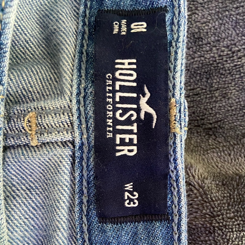 Hollister ultra high rise skirt size 00 or w23 - Picture 3 of 3